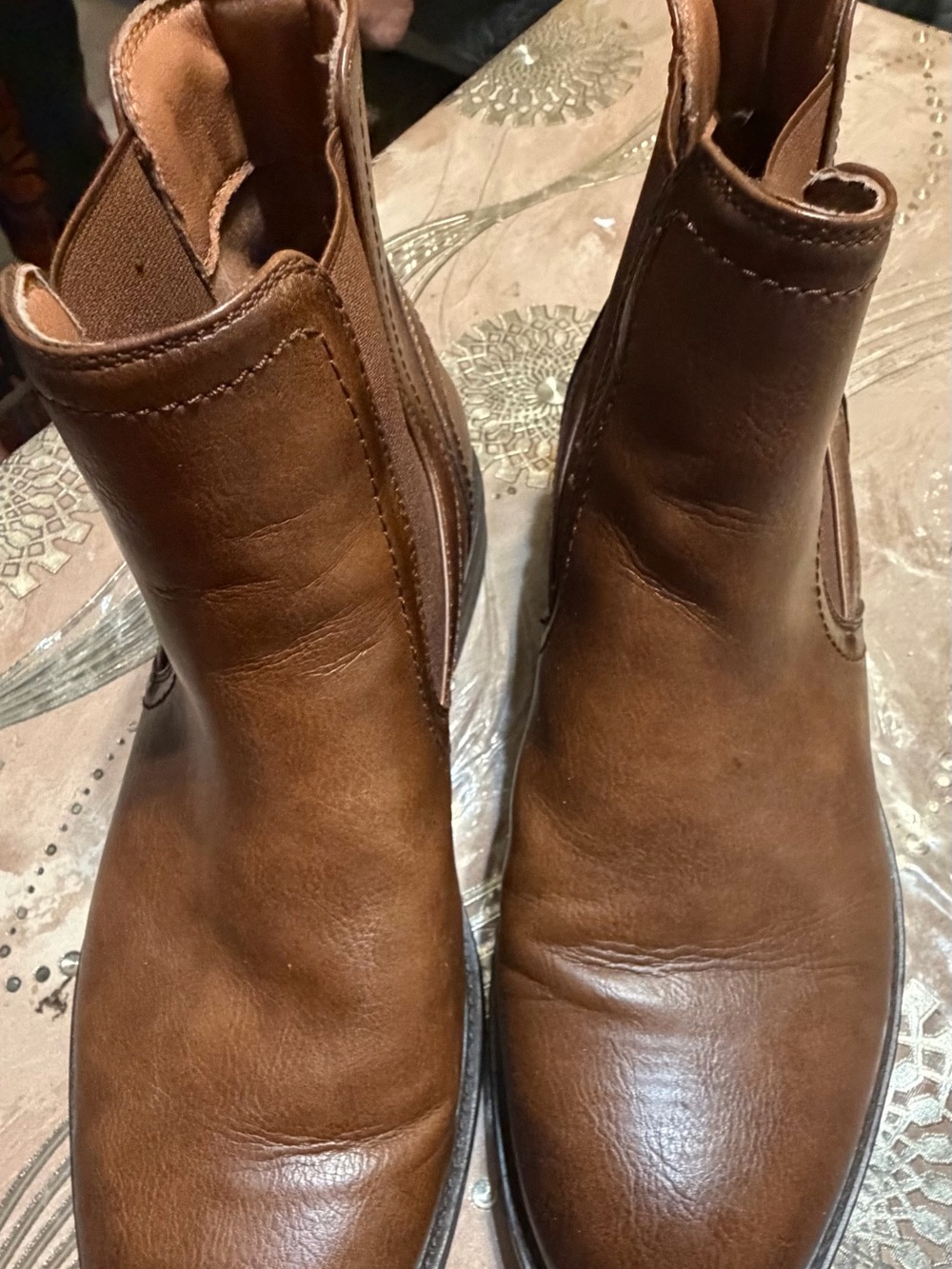 Men's Brown Leather Chukka Boots - Classic Pull-On Style